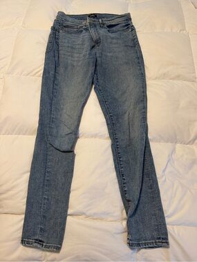 Classic Women's Light Blue Jeans - Unbranded
